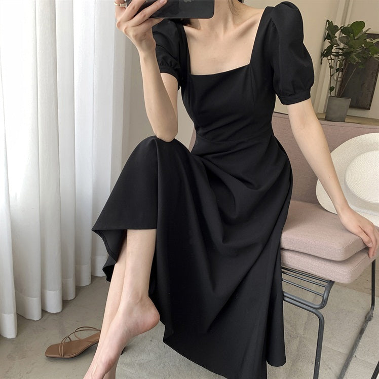 Square neck puff sleeve dress